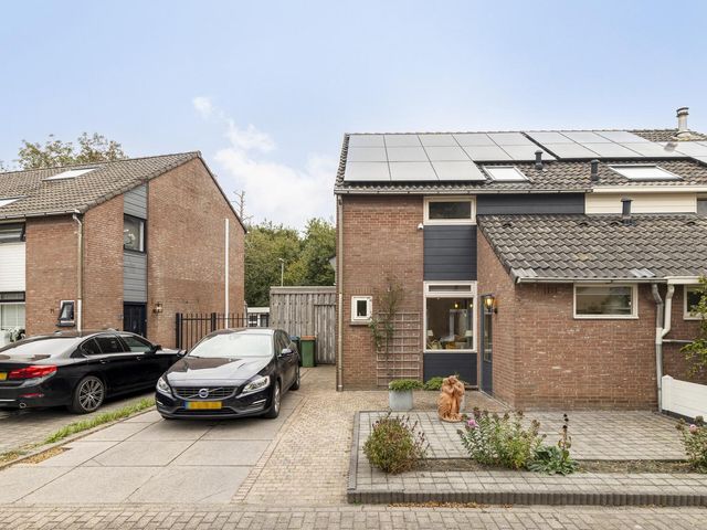 Dennenbroek 73, Breda