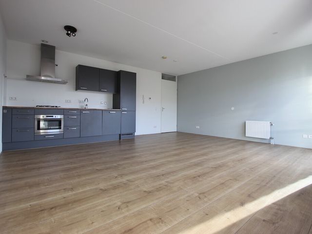 Kanaalkade 77, Alkmaar