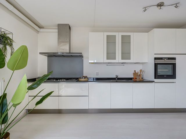 Waldorpstraat 492, Den Haag
