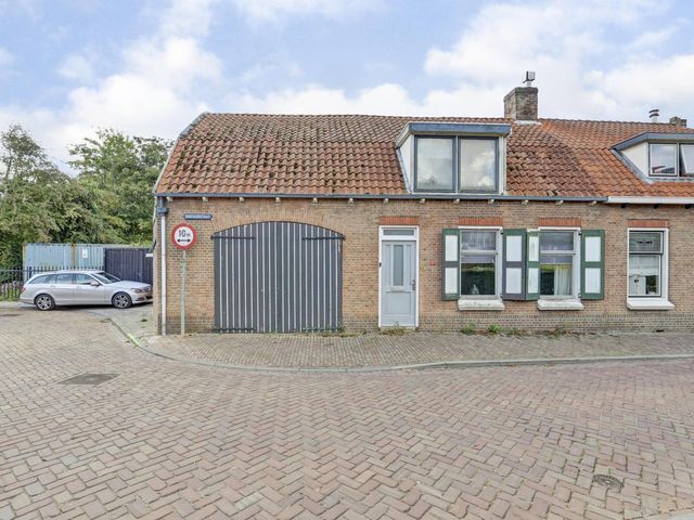 Bonifaciusstraat 1, Kwadendamme