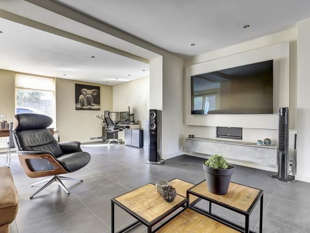 Bonifaciusstraat 1, Kwadendamme