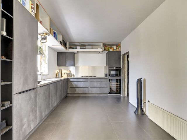 Bonifaciusstraat 1, Kwadendamme