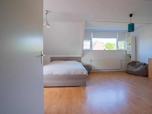 Molecatendreef 2, Helmond