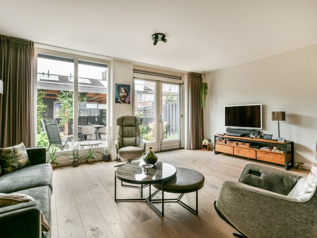 Zuidveldt 18, Zoeterwoude