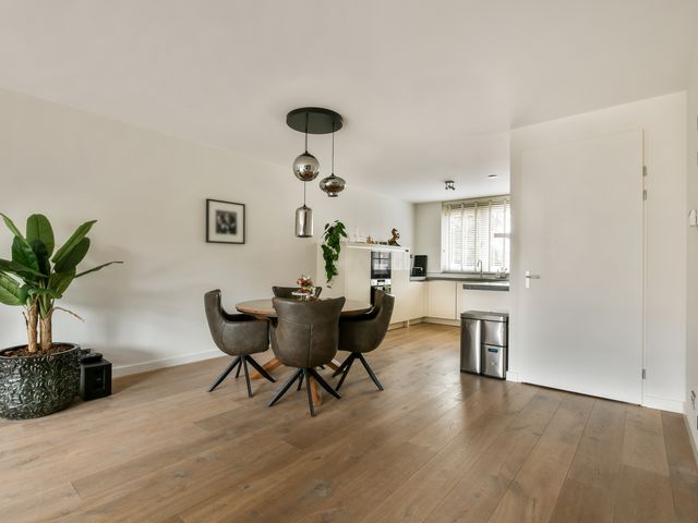 Zuidveldt 18, Zoeterwoude