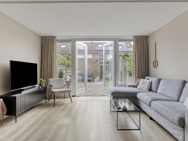 Ligusterstraat 6, 'S-Gravenpolder