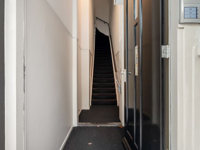 Hogewal 2, Den Haag