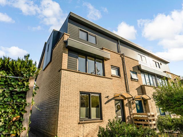 Couperusweg 27, Almere