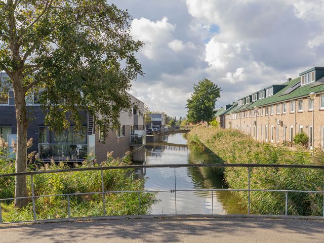 Stiemensvaart 1, Den Haag