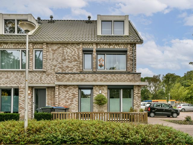 Europarei 52, Uithoorn