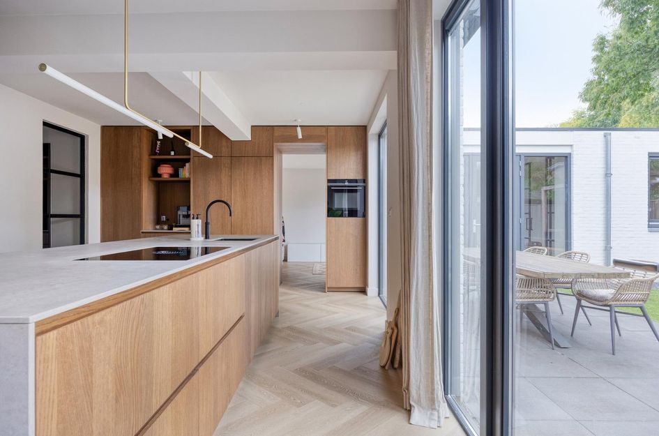 Schout Crillaertstraat 15
