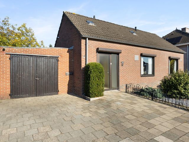 Zandsevoetpad 10, Huissen