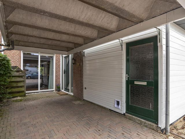 Dullert 69, Huissen