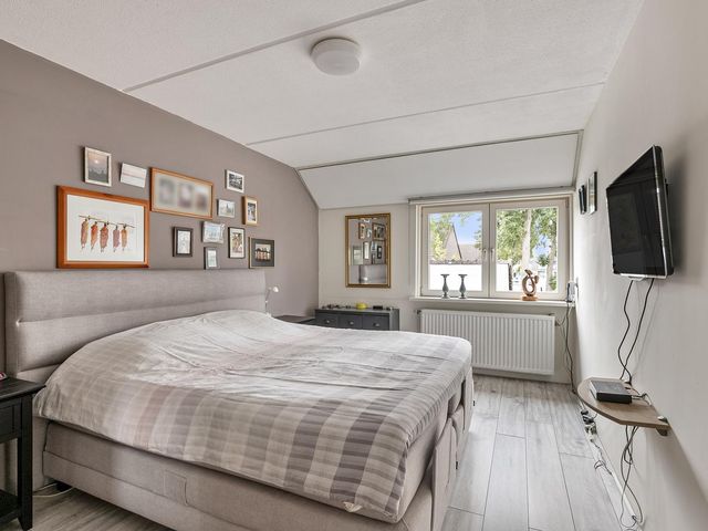 Dullert 69, Huissen
