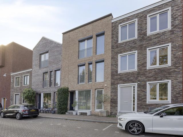 Hindeloopenkade 92, Amersfoort