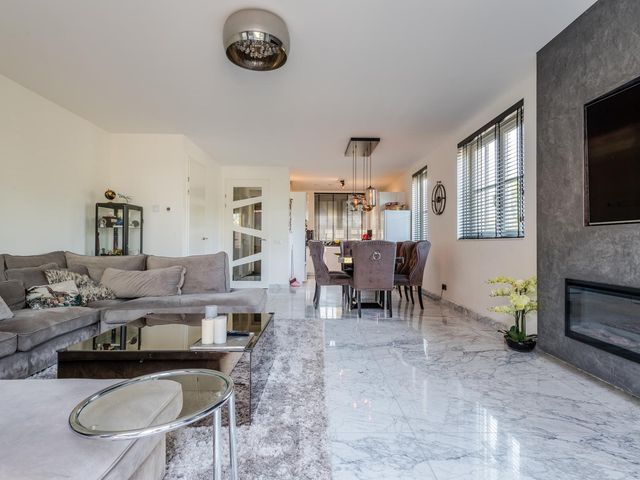 Laan van Buckingham 20, Hoofddorp