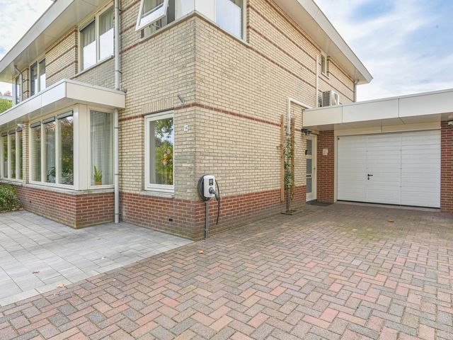 Hendrik Radijsstraat 14, Hoogeveen