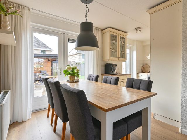 Hendrik Radijsstraat 14, Hoogeveen