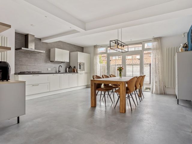 Henriette Roland Holststraat 7, Maassluis