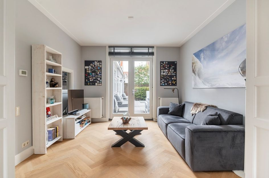 Secretaris Varkevisserstraat 69