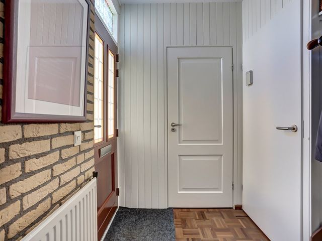 Trambaan 3, Strijen