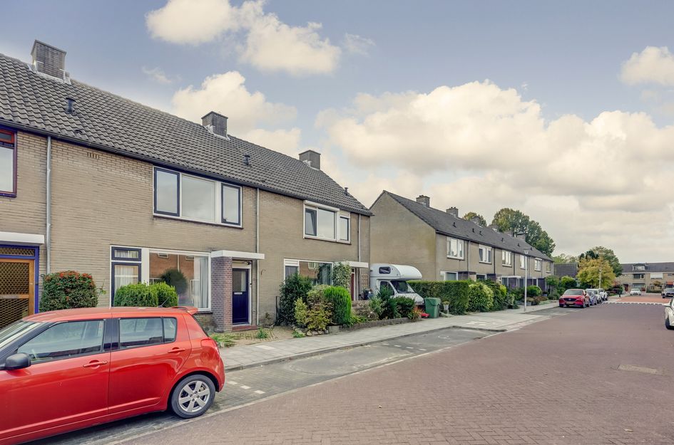 Troelstrastraat 16