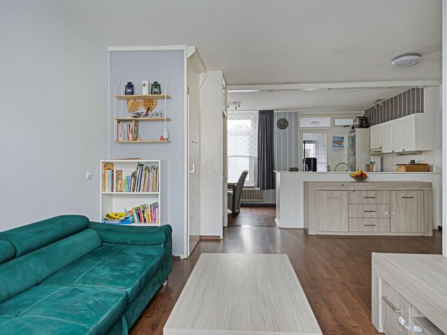 Burgemeester Kuiperslaan 64, Oldemarkt