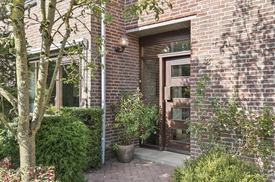 Schutstraat 3