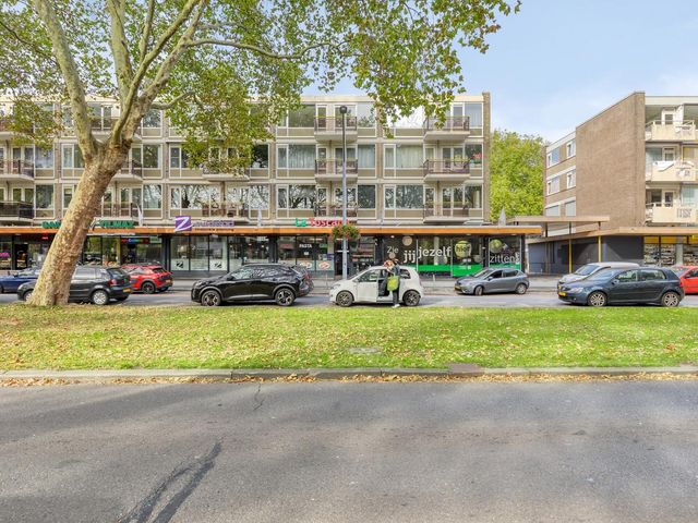 Meyenhage 372, Rotterdam