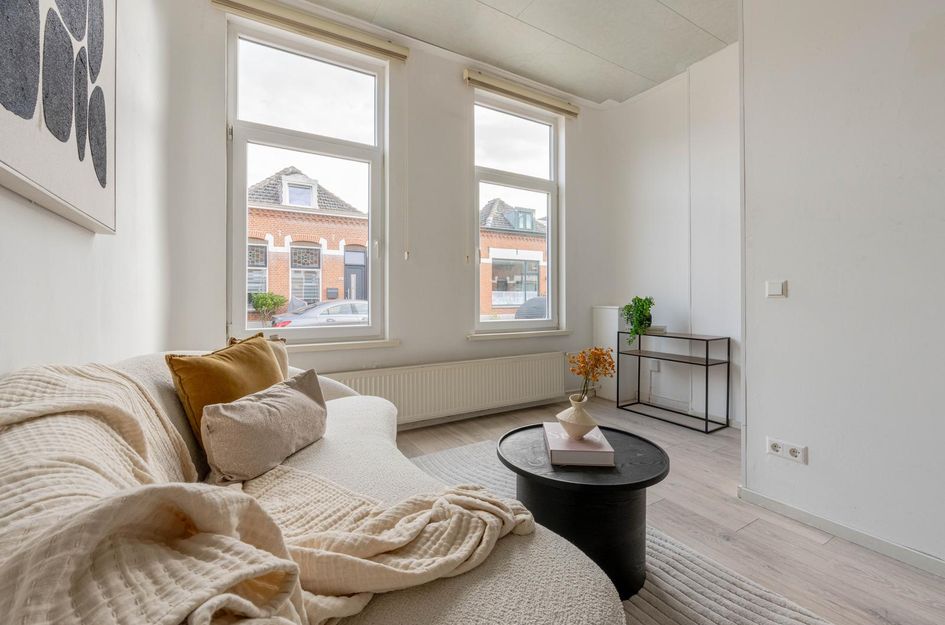 Zwijndrechtsestraat 25