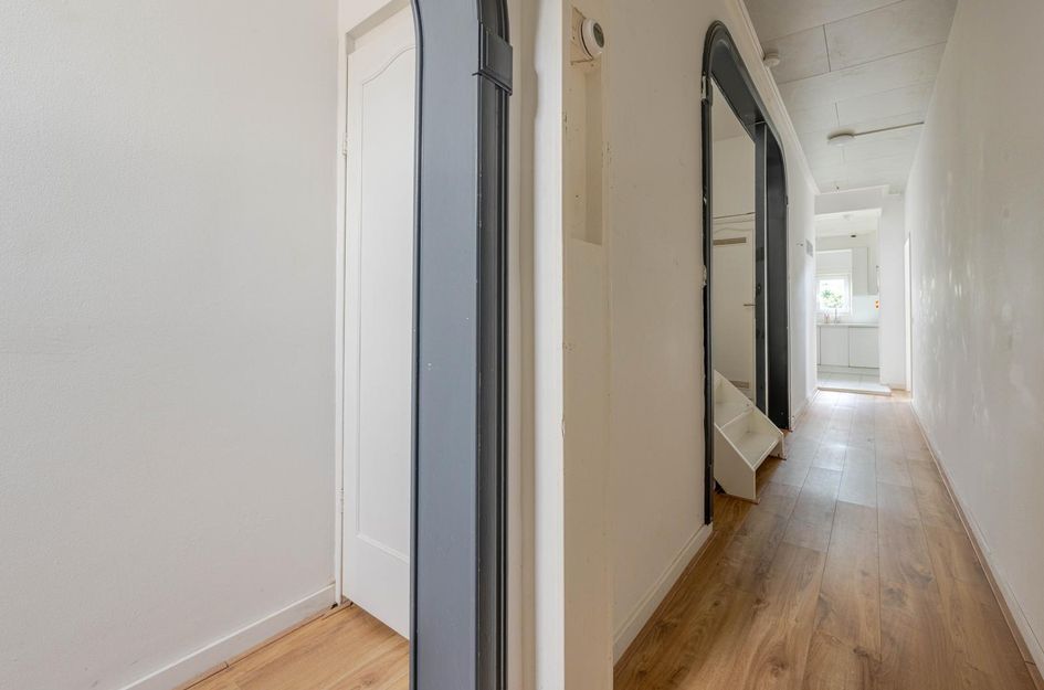 Zwijndrechtsestraat 25