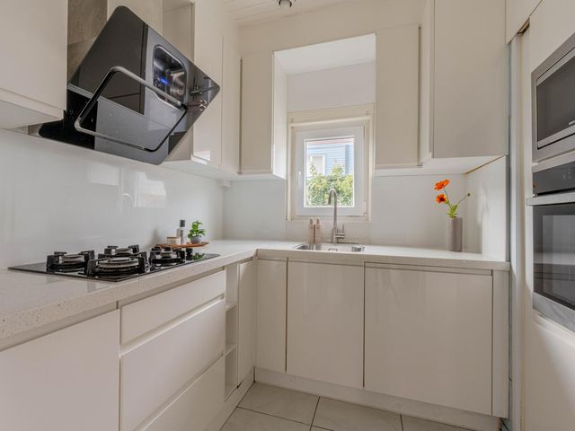 Zwijndrechtsestraat 25, Rotterdam