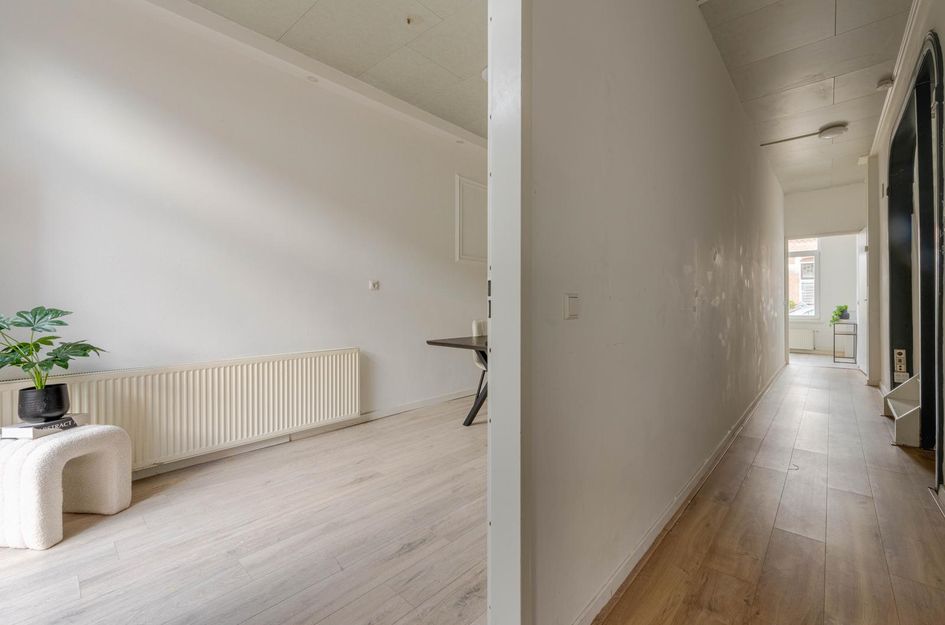 Zwijndrechtsestraat 25