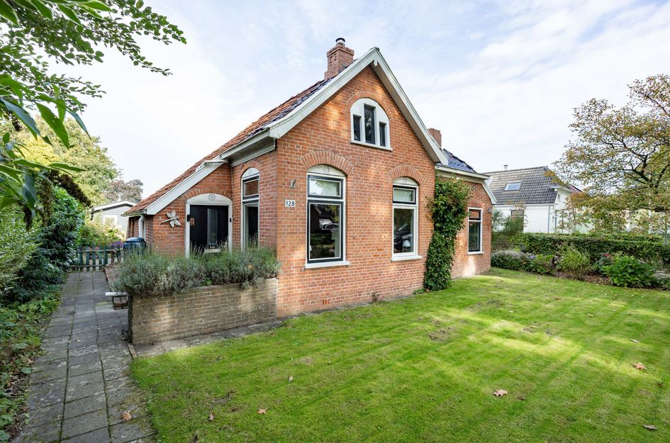 Hoofdweg 128