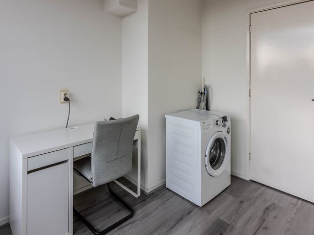 Raadhuisstraat 25, Rozenburg