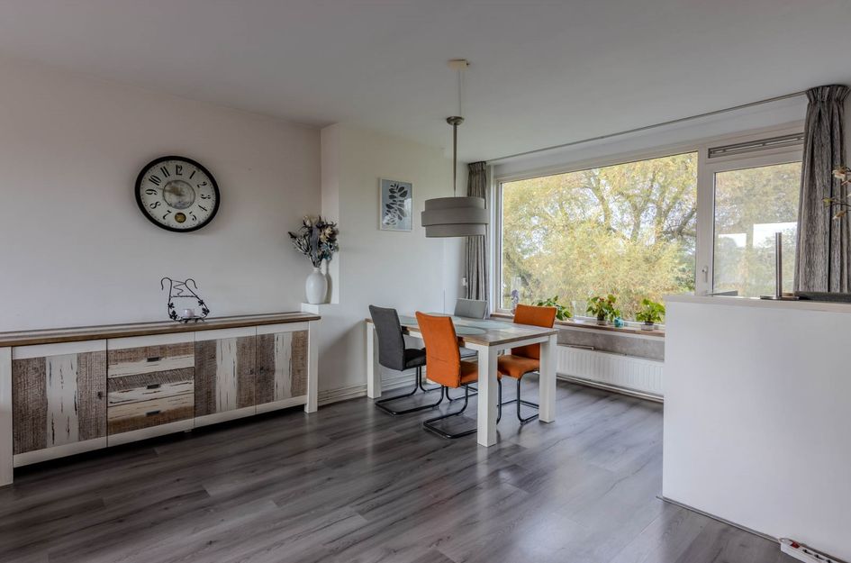 Raadhuisstraat 25