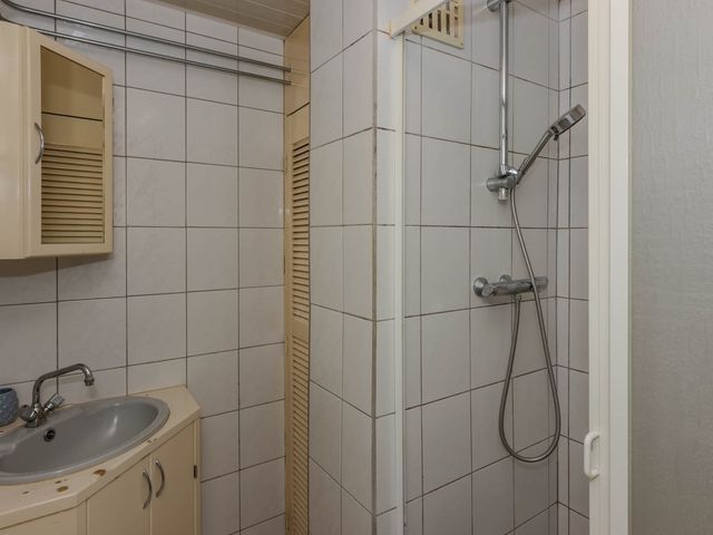 Raadhuisstraat 25, Rozenburg