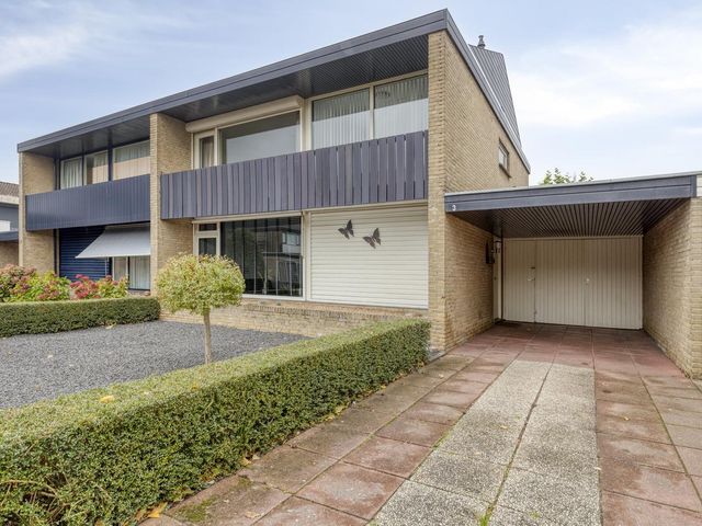 Montgomerylaan 3, Weurt