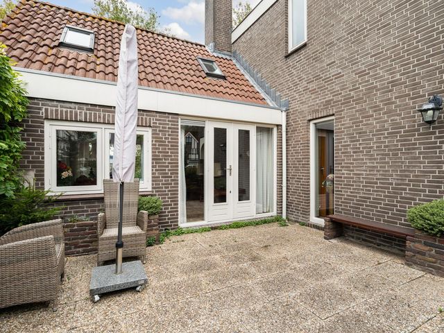 Lissenvaart 15, Zoetermeer