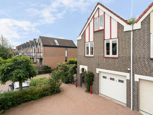 Lissenvaart 15, Zoetermeer