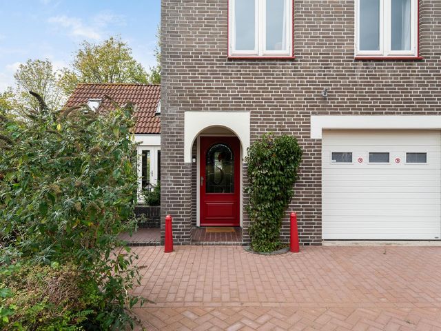 Lissenvaart 15, Zoetermeer