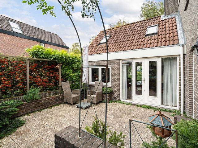 Lissenvaart 15, Zoetermeer