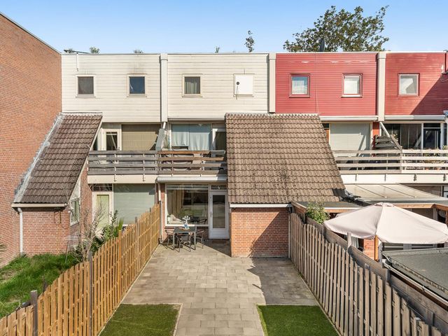 Perengaarde 43, Zoetermeer