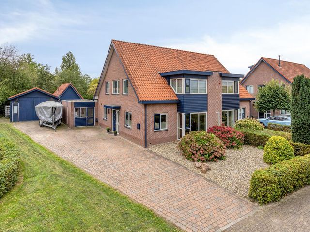 Voorweem 1, Valburg