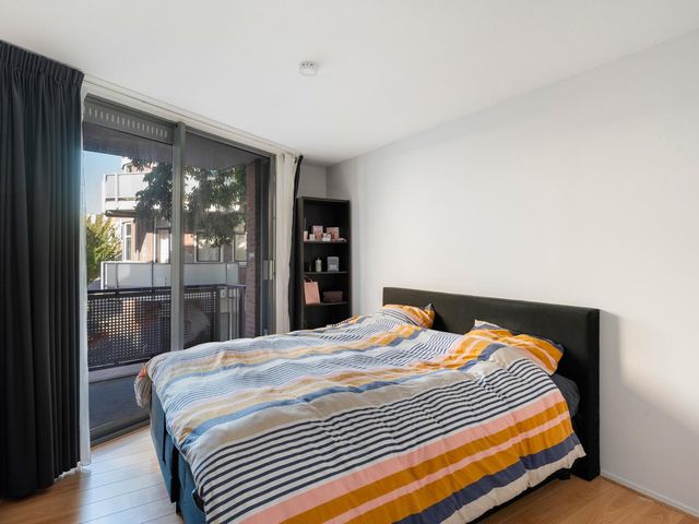 Ruivenplantsoen 100, Rotterdam