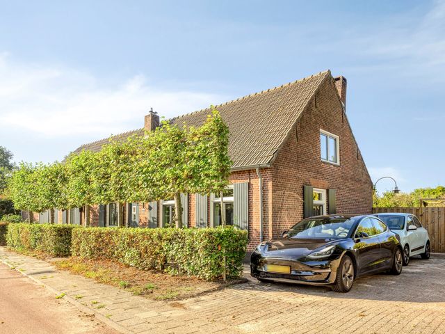 Heerseweg 122, Veldhoven