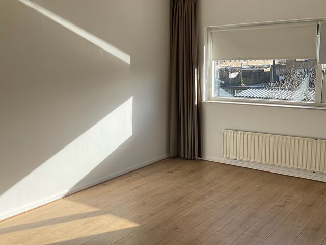 Valetaweg 60, Almere