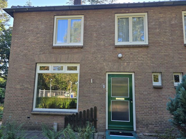 Merenweg 8, Wintelre