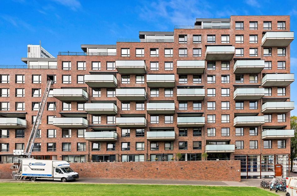 Helmersstraat 69
