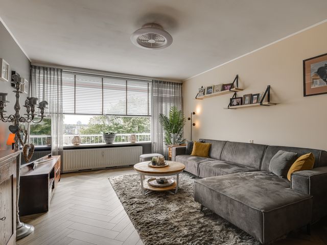 Burgemeester Keijzerlaan 30, Leidschendam